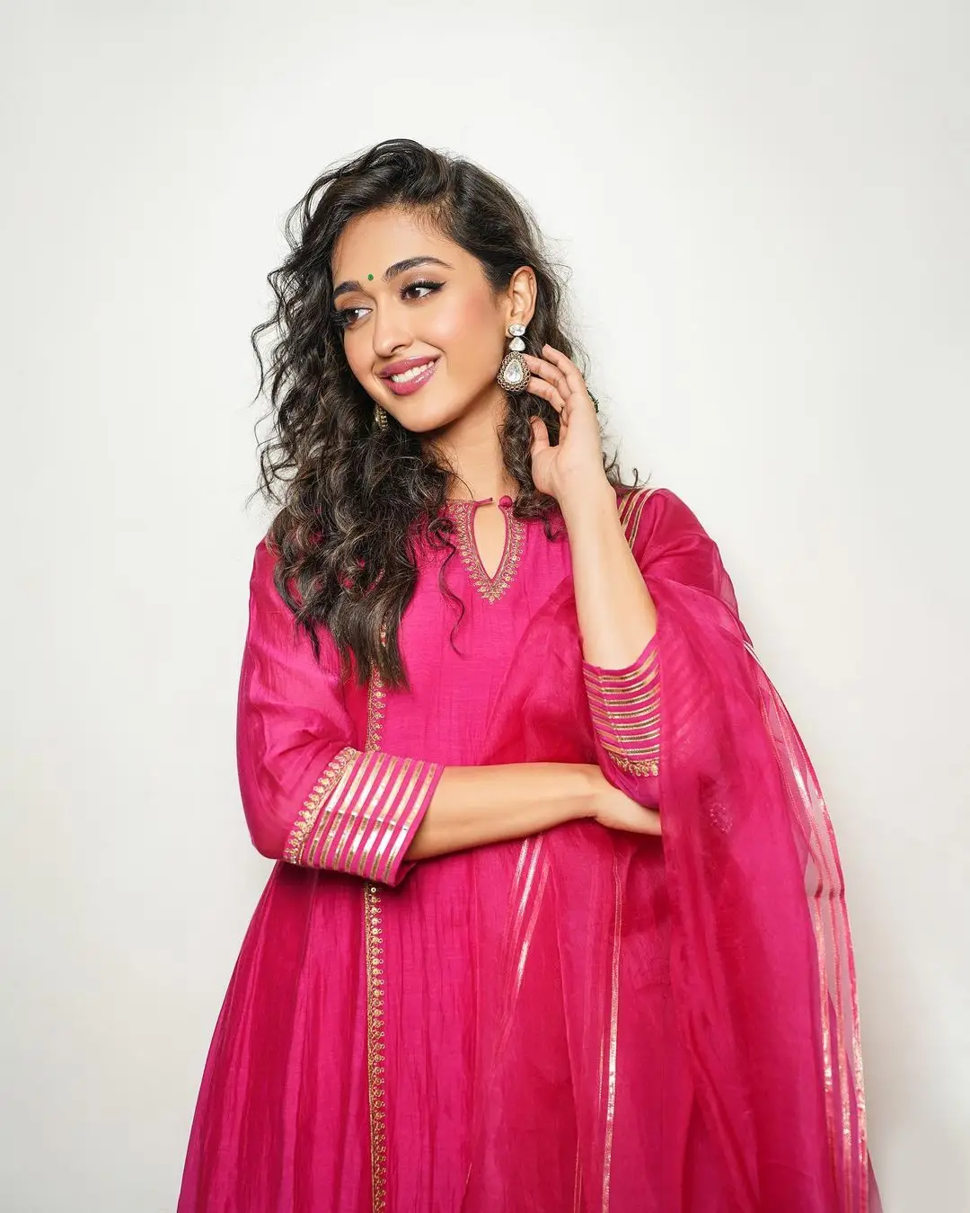 Gayatri Bhardwaj Stills in Pink Dress